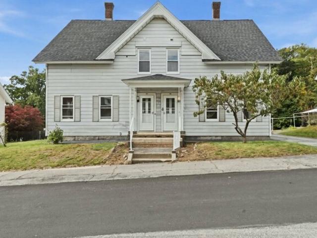 House for sale in Whitinsville, Northbridge
