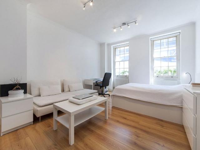 Studio for rent in Fitzrovia, Greater London