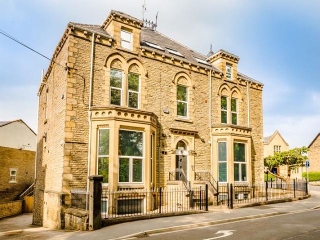 Apartment for rent in Huddersfield, West Yorkshire