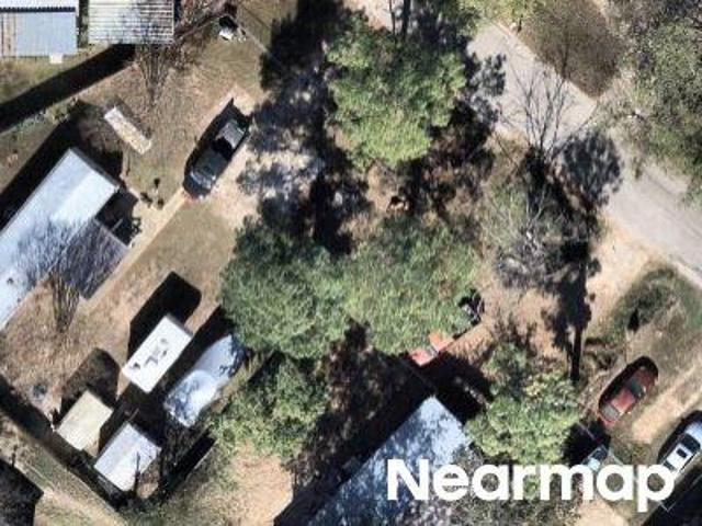 House for sale in Henderson, Texas