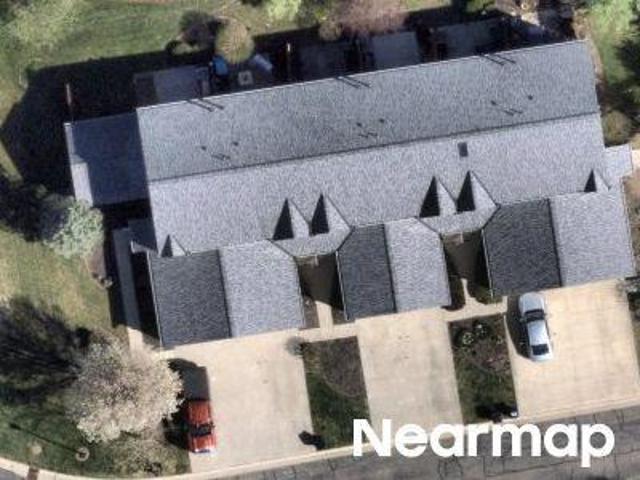 Townhouse for sale in Streetsboro