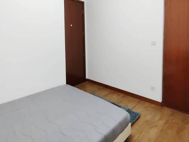 Room for rent in Bukit Batok, 05 South West