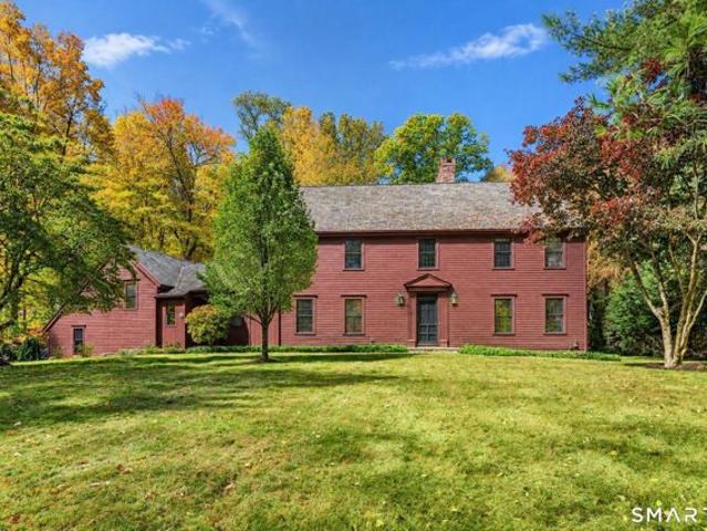 House for sale in Mill Plain, Danbury