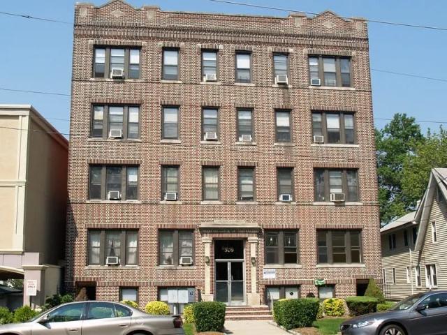 Apartment for rent in Palisades Park