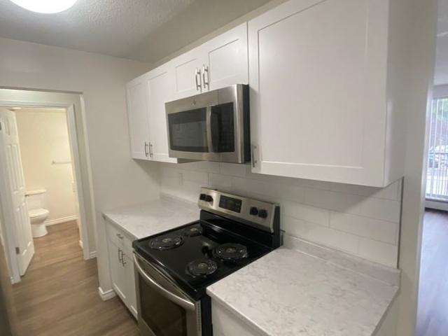 Apartment for rent in Ruskin, Maple Ridge