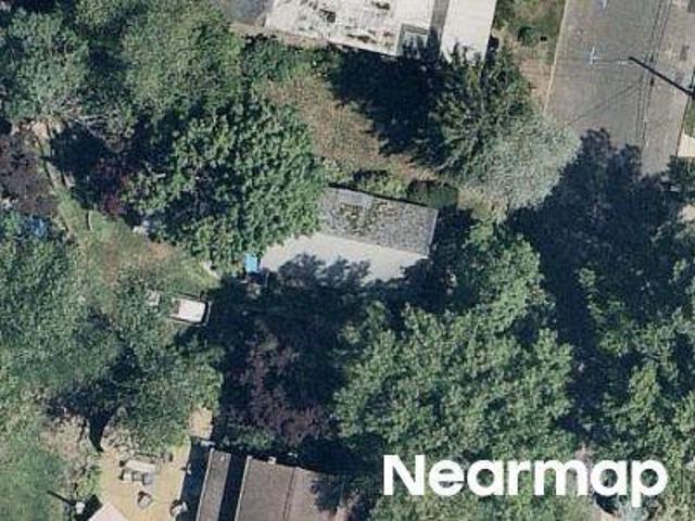 House for sale in Atlantic Highlands