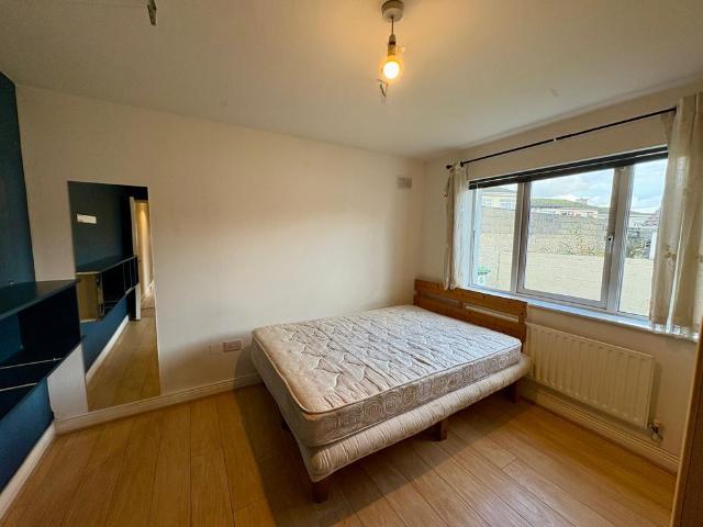 House to rent in Bluebell, North Tipperary