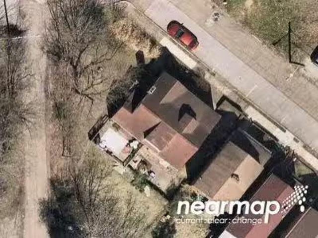 House for sale in Taylor