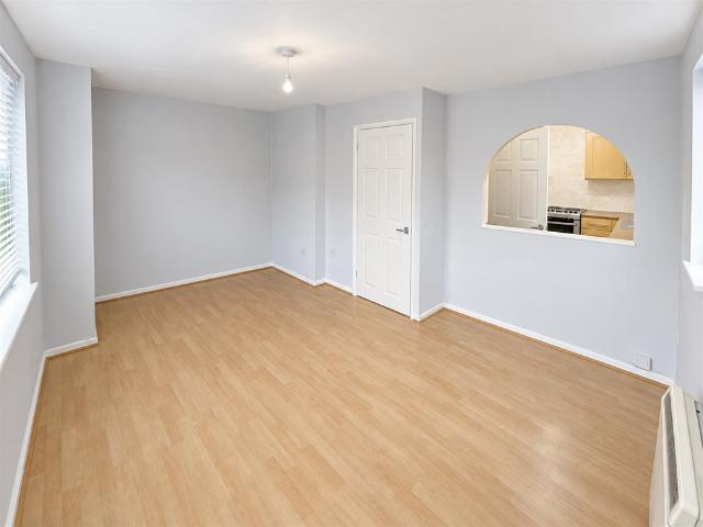 Apartment for rent in Slough