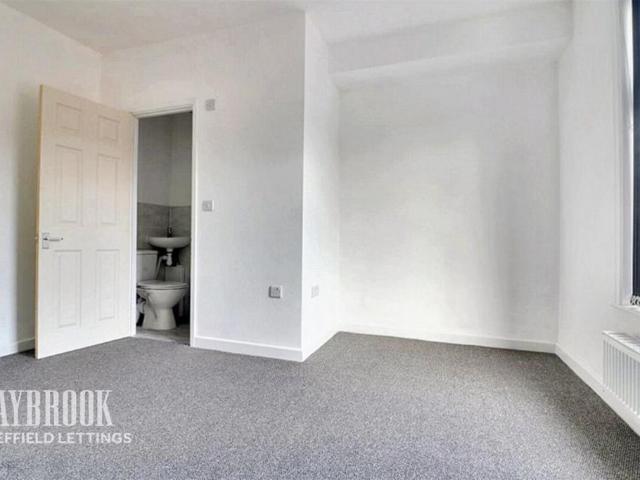 House for rent in Catcliffe, Rotherham