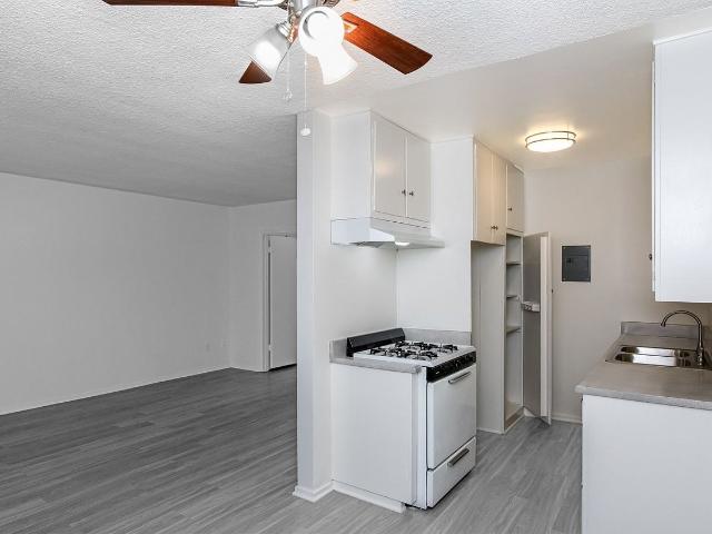Apartment for rent in Glendale, California
