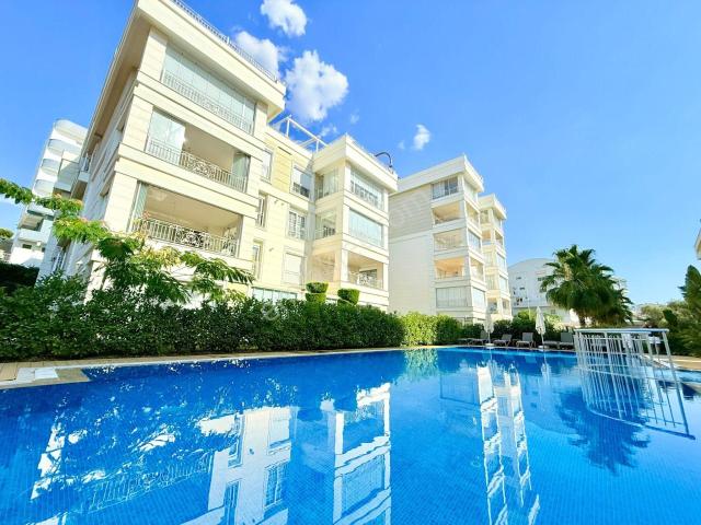 Kuşadasi, Aydin içerisinde satılık Residence