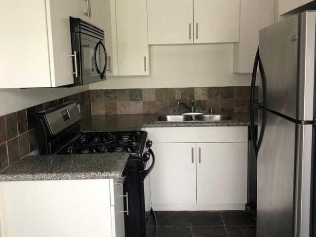 Apartment for rent in Canoga Park, California