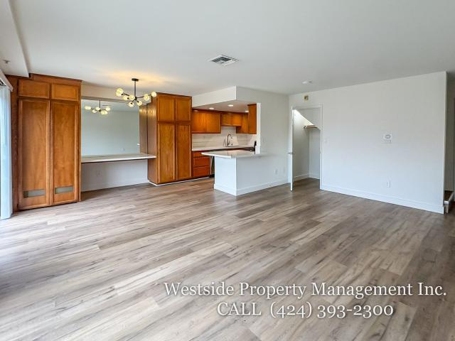 Apartment for rent in Canoga Park, California