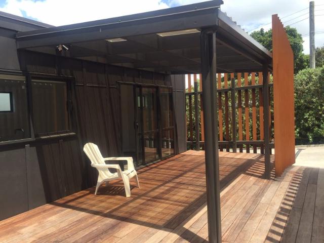 House for rent in Ōmana Beach, Franklin
