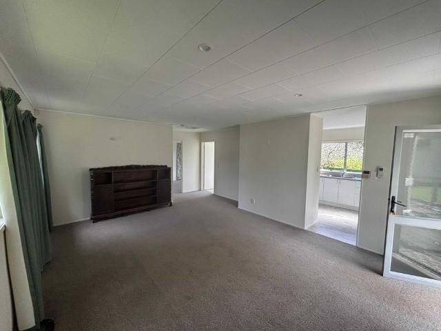 House for rent in Ōmana Beach, Franklin