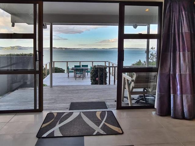 Apartment for rent in Awhitu, Oroua County