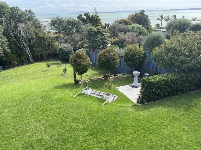 House for rent in Awhitu, Oroua County