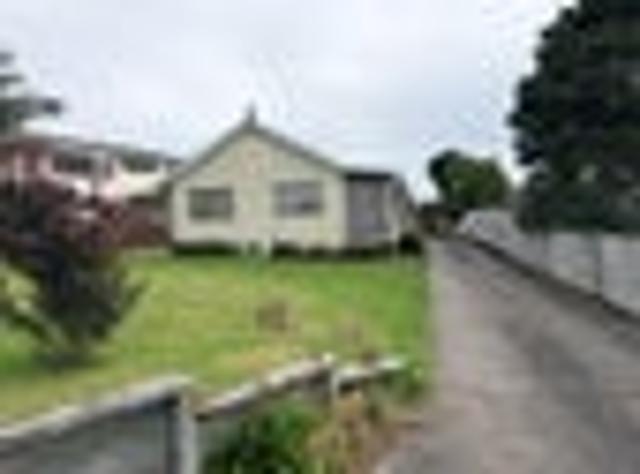 House for rent in Awhitu