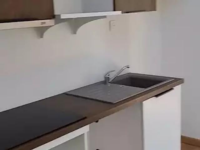 Appartement location à Derrière l'Église, Marans
