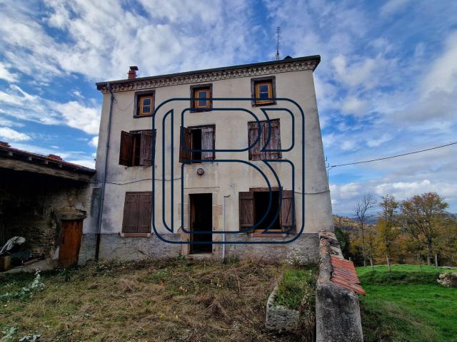 Maison vente à Ambert, Marat