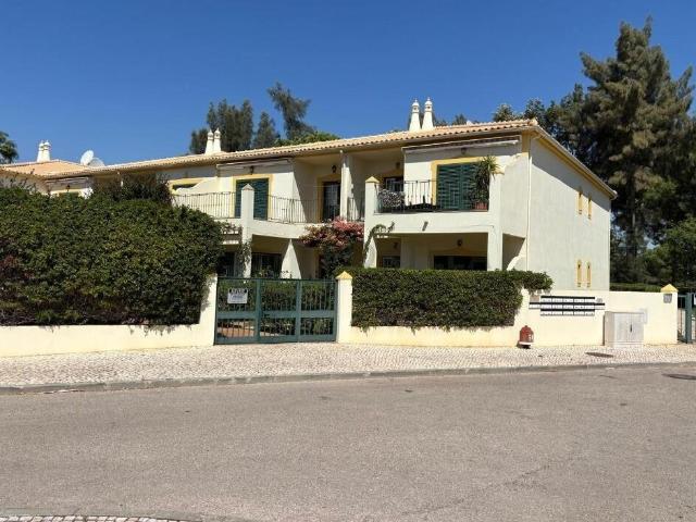 Apartamento venda em Quarteira, Loulé