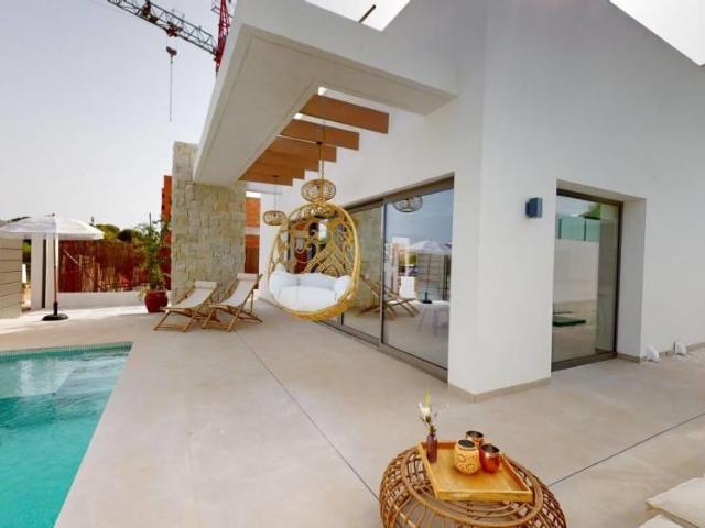 Casa en venta en San Miguel De Salinas, Valencia