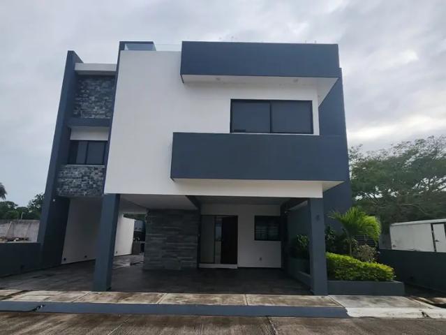 Casa en renta en Medellín, Veracruz