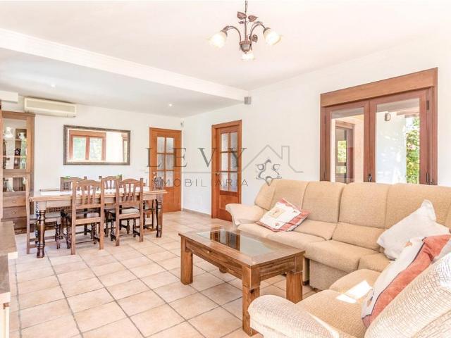 Casa en venta en Iznájar, Andalucía