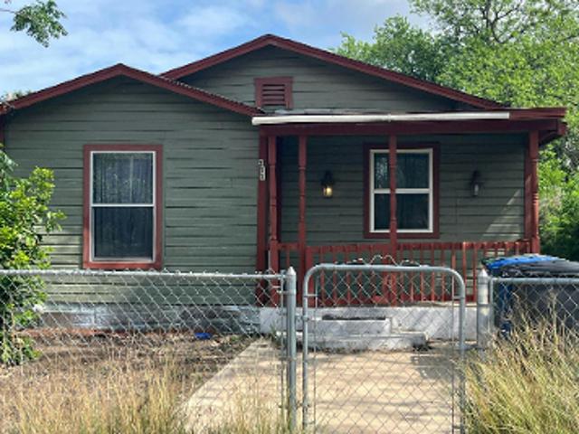 House for sale in Leesville, Texas