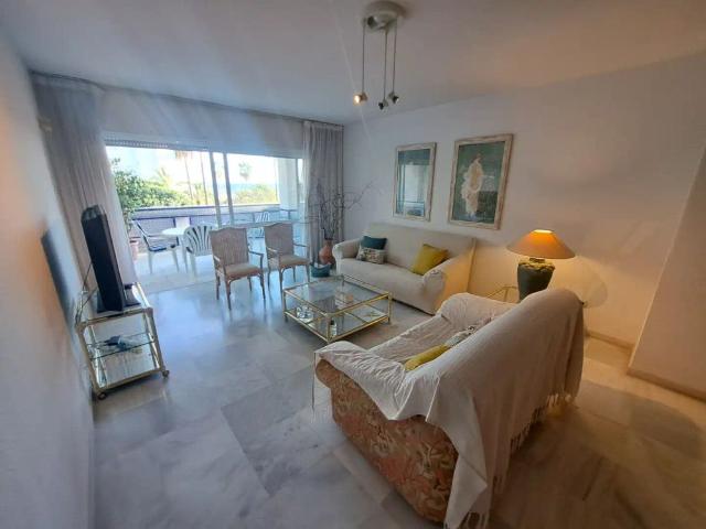 Apartamento en alquiler en Miraflores, Costa del Sol Occidental