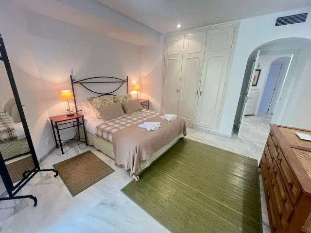 Apartamento en alquiler en Rícmar, Costa del Sol Occidental