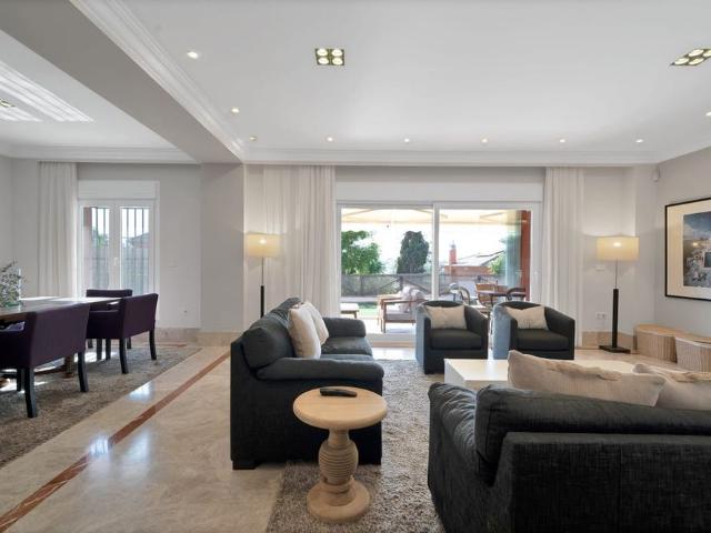 Casa en alquiler en Rio Real, Costa del Sol Occidental