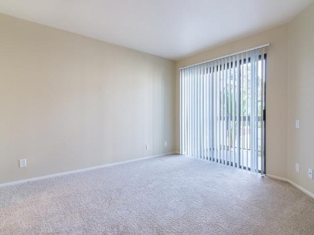 Apartment for rent in Long Beach, California