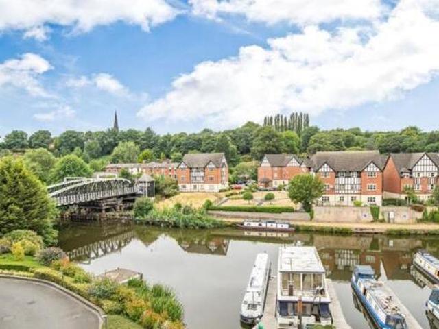 House for sale in Castle, Leftwich