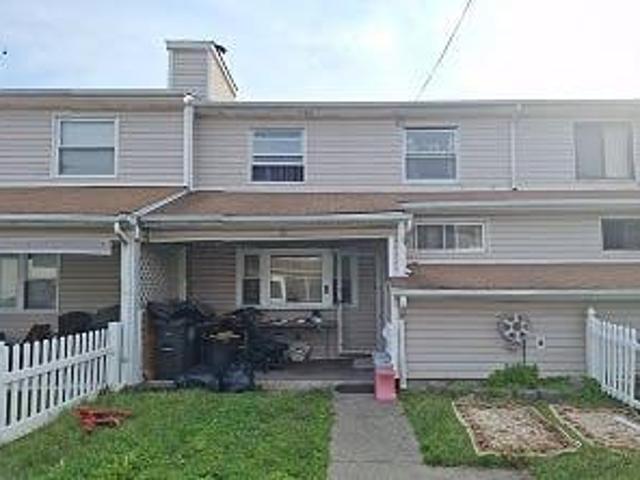Condo for sale in Staten Island, New York