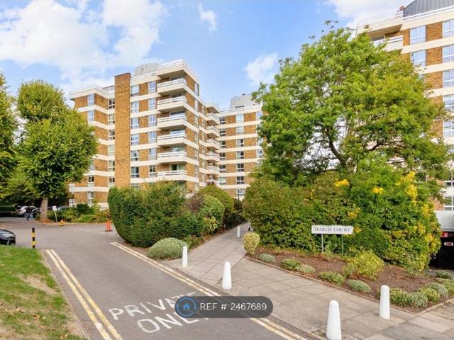 Apartment for rent in London Borough of Richmond upon Thames, Greater London
