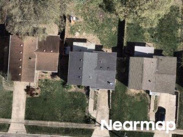 House for sale in Roselawn, Ohio