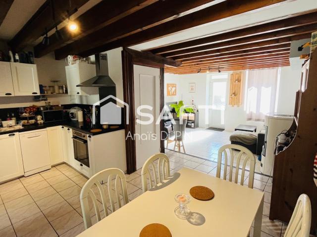 Maison vente à Laon, Marchais
