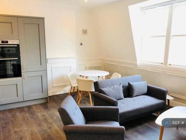 House for rent in Lakenham, East Bank