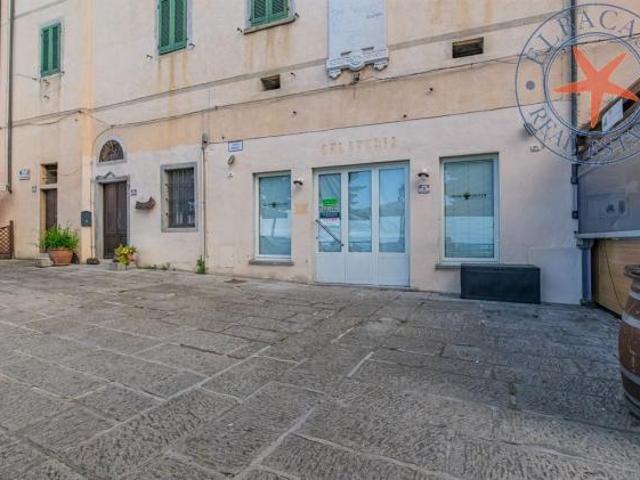 Locale Commerciale in vendita a Marciana, Livorno