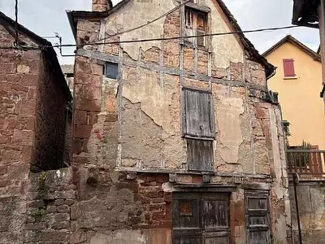 Maison vente à Les Loyes, Marcillac-Vallon