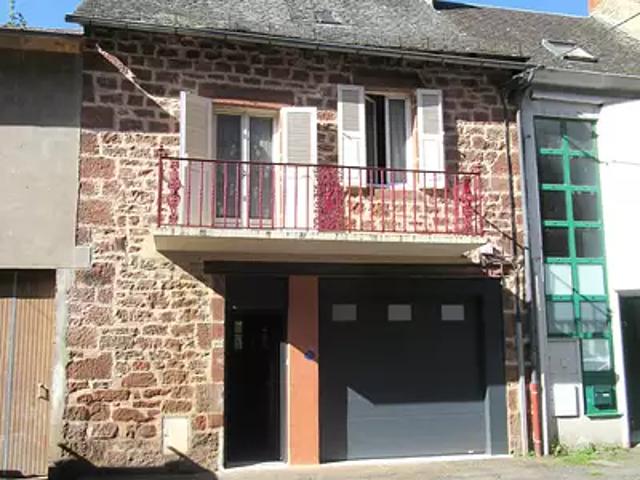 Maison vente à Les Loyes, Marcillac-Vallon