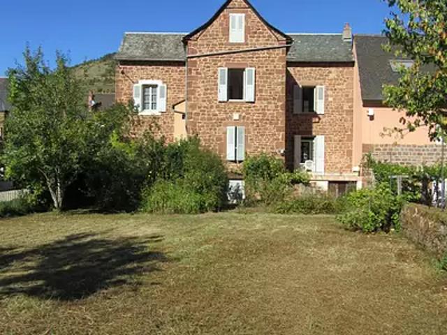 Maison vente à Les Loyes, Marcillac-Vallon