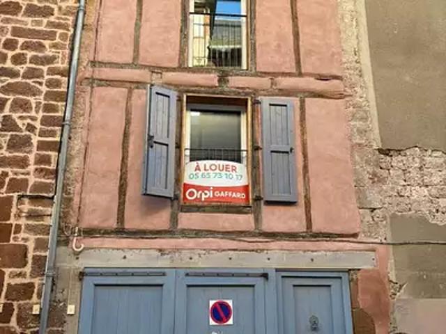 Maison location à Les Loyes, Marcillac-Vallon