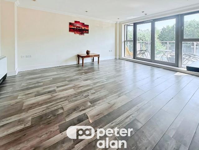 Apartment for rent in Penarth Marina, Penarth
