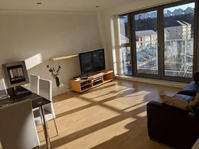 Apartment for rent in Penarth Marina, Penarth
