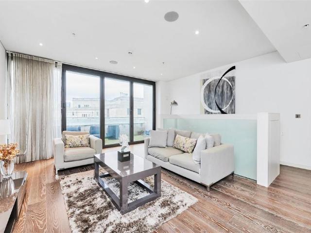 House for rent in St Clement Danes, Greater London