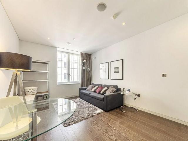 House for rent in St Clement Danes, Greater London