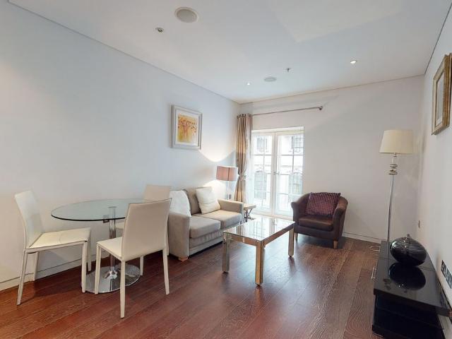 House for rent in St Clement Danes, Greater London